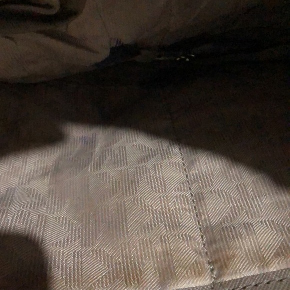 Authentic mikel kors bag with authenticity code written on buttons - Picture 7 of 9